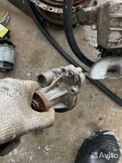 Помпа range rover l322 4.2 superchenger