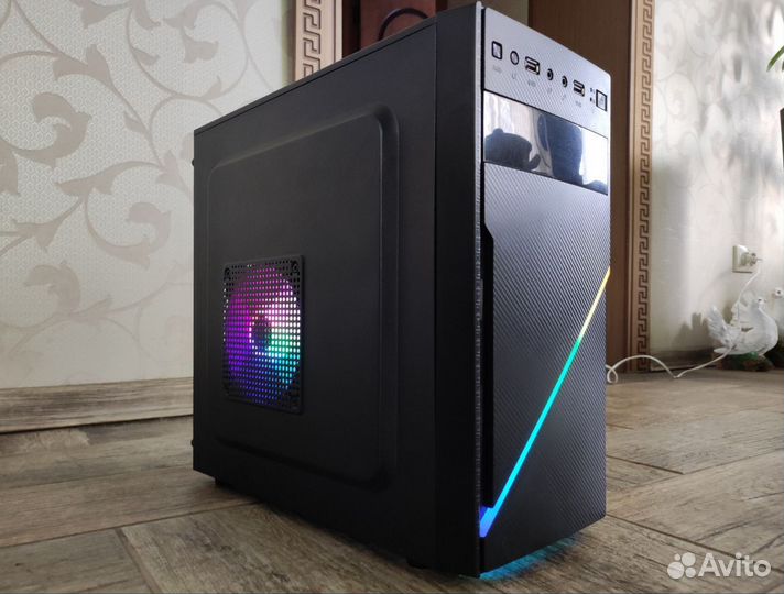 Игровой компьютер с монитором RTX 2060