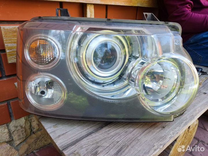 Фара Land rover