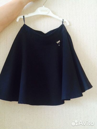 Продам школьные юбки