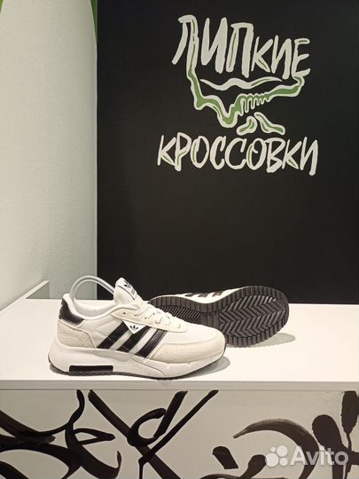 Кроссовки Retropy F2 J White Black