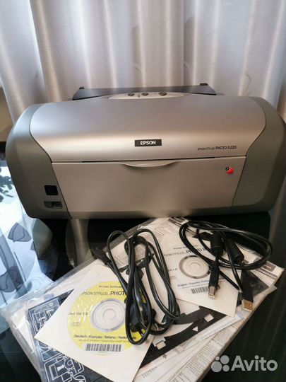 Цветной принтер Epson 220