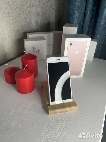 iPhone 7, 32 ГБ