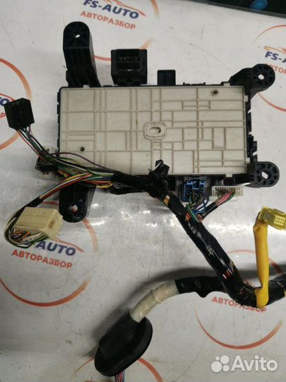 Блок предохранителей салонный Suzuki Grand Vitara