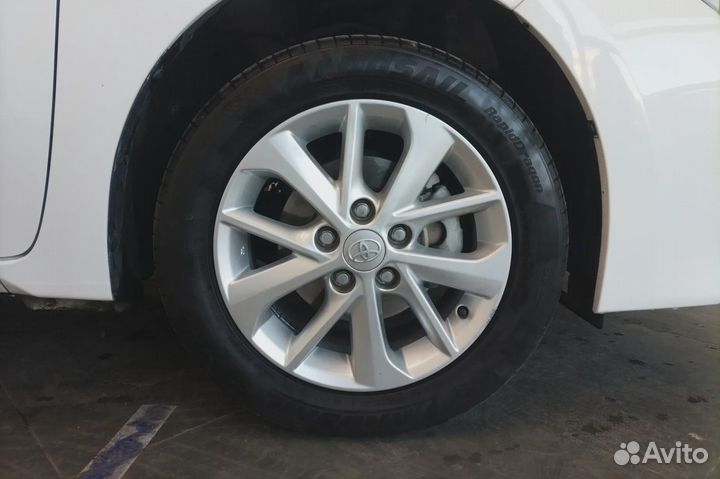 Toyota Corolla 1.2 CVT, 2018, 72 900 км