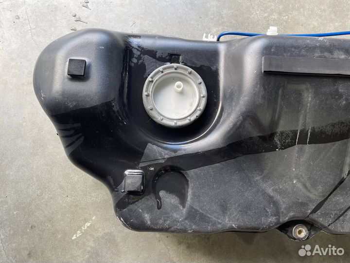 Топливный бак в сборе Bmw X3 E83 M54B30 2005