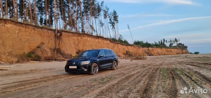 Volkswagen Tiguan Allspace 2.0 AMT, 2019, 111 000 км