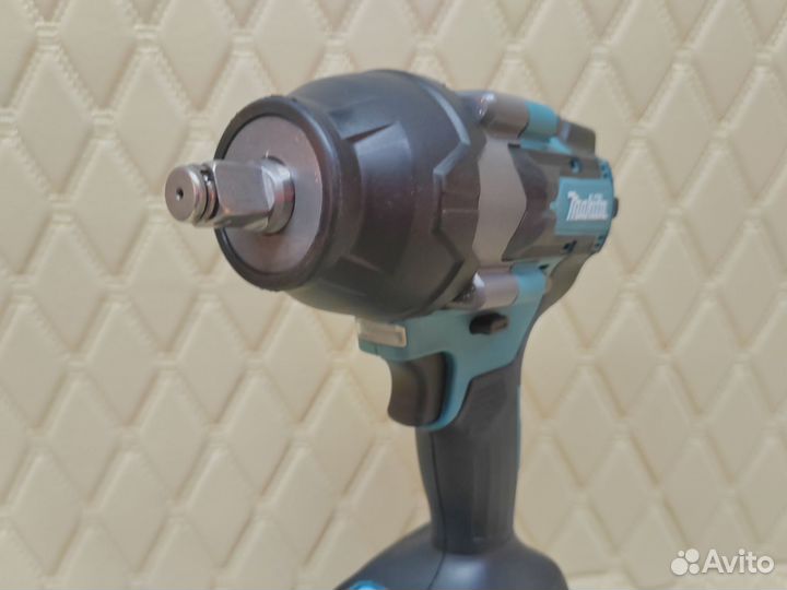 Гайковерт Makita 800n.m. Под АКБ 18-21v. Тушка