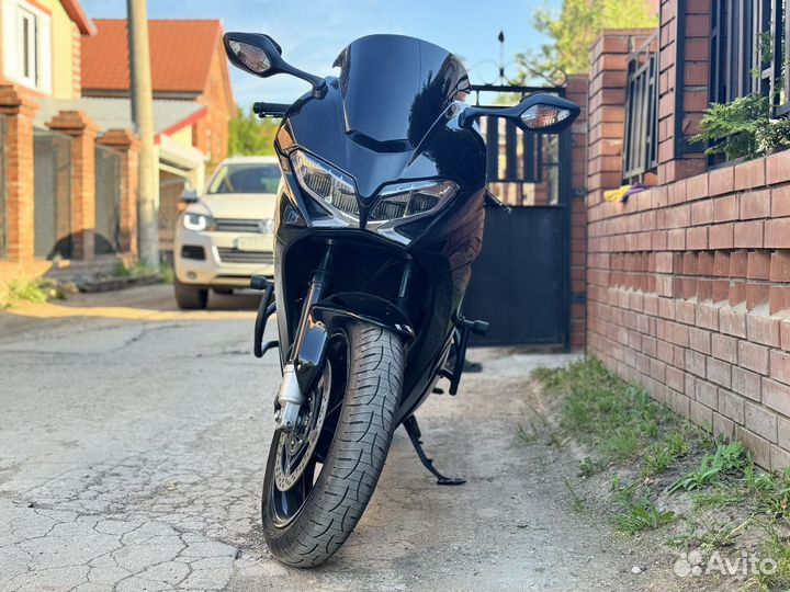 Honda VFR800 RC79