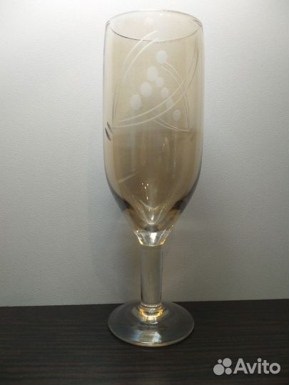 Фужеры медовое стекло
