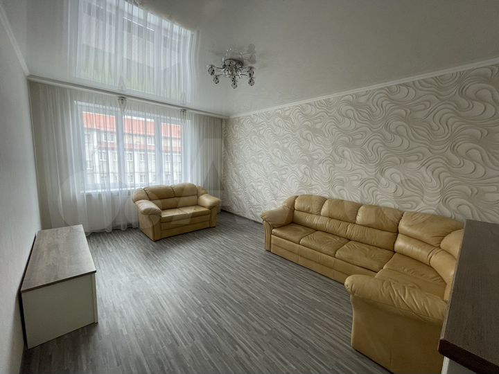 3-к. квартира, 85,7 м², 3/9 эт.