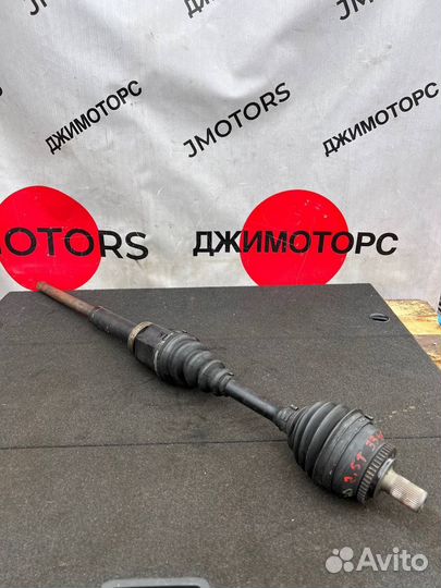 Привод правый передний Volvo XC70 p2 2,5T B5254T2