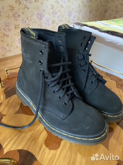 Новые Ботинки Dr. Martens и полуботинки женские 38