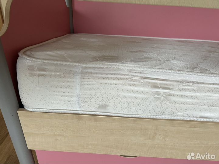 Двухъярусная кровать бу