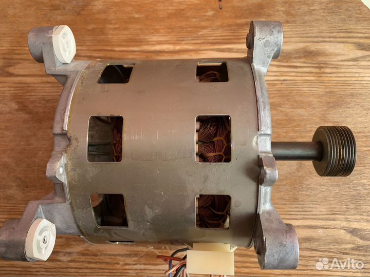 Продаю мотор для стиральной машины