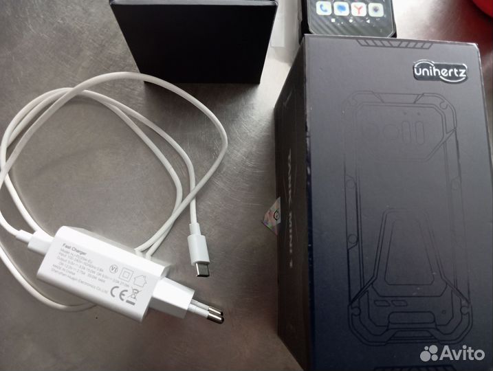 Unihertz Tank Mini 1, 8/256 ГБ
