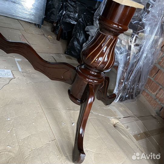 Комплект стол и стулья