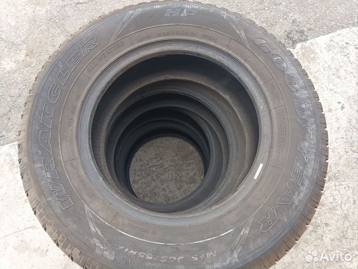 Goodyear Wrangler HP All Weather 265/65 R17 112H