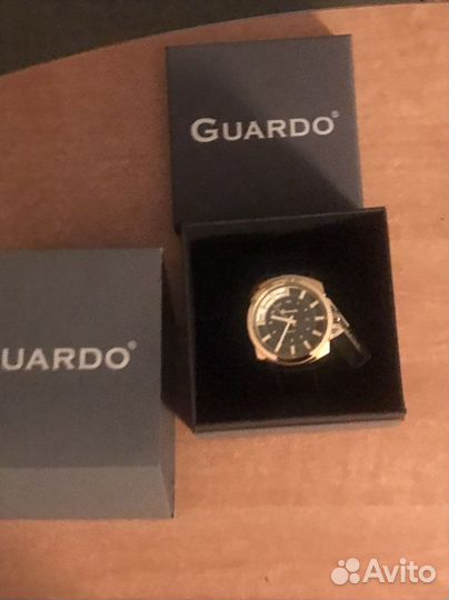 Часы guardo