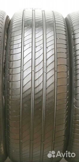 Michelin Primacy 4 235/50 R19 101P