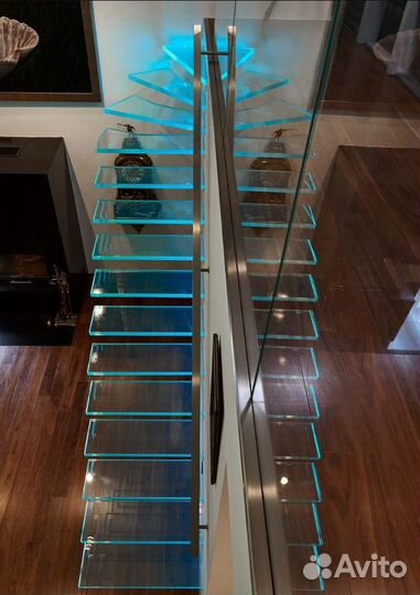 Стеклянные ступени для лестниц
