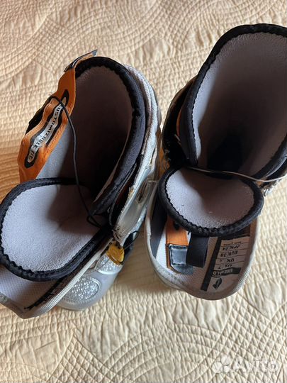 Сноубордические ботинки Burton Emerald 38