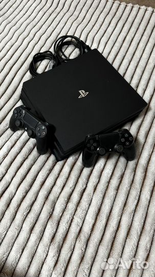 Sony playstation 4 PS4 pro 1tb с играми