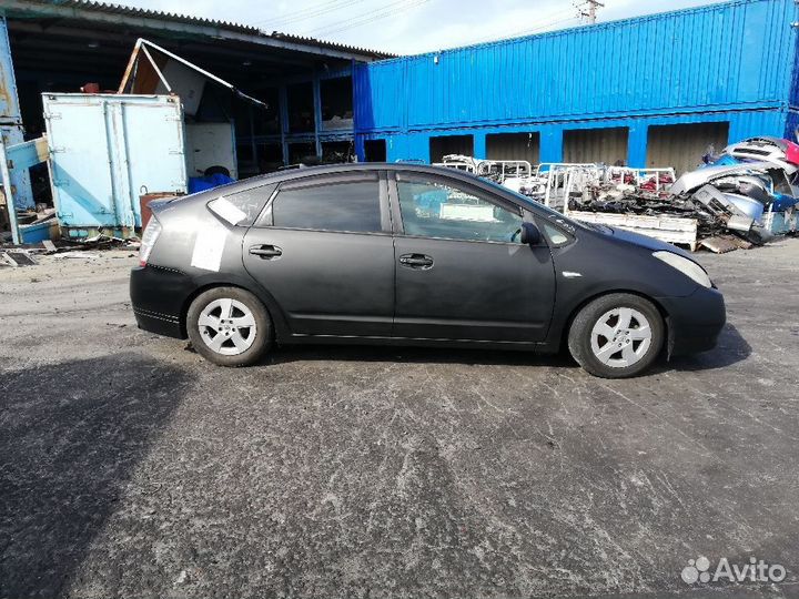 Ручка кпп Toyota Prius NHW20