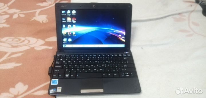 Нетбук Asus eePC 1001px