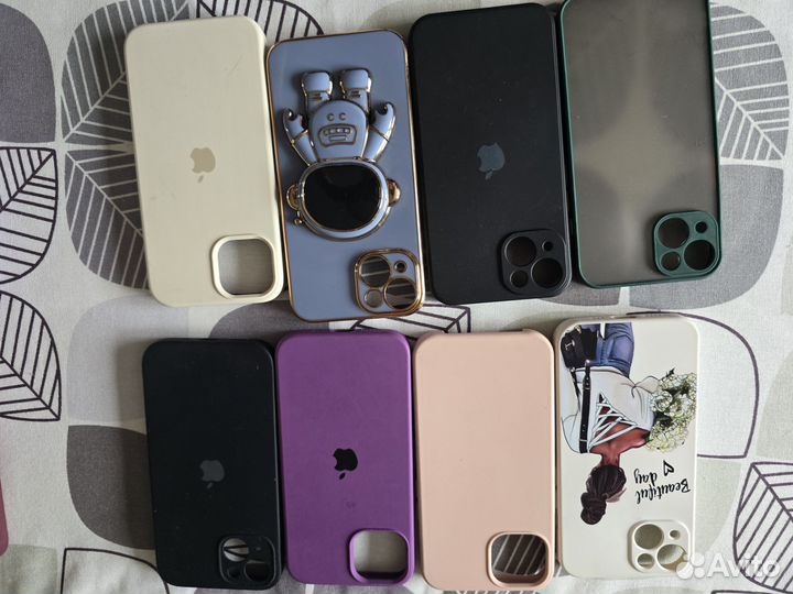 Чехол на iPhone 13