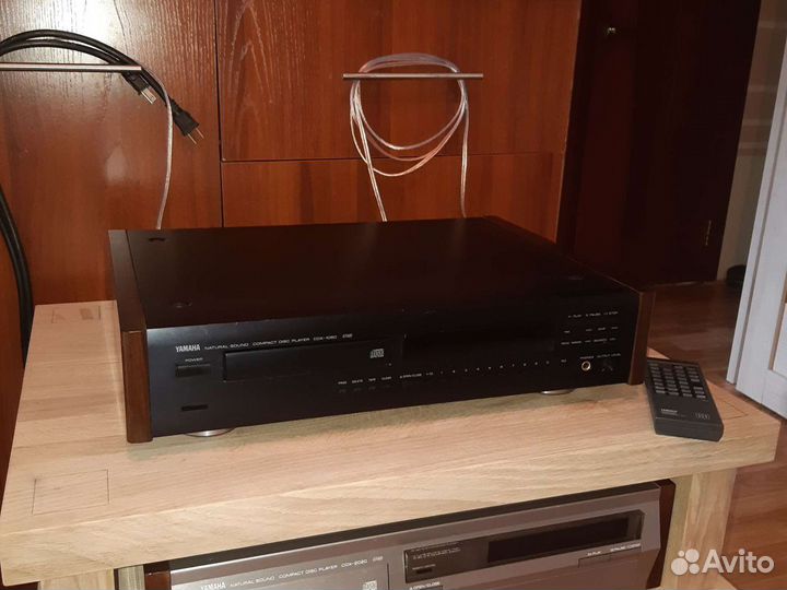 CD плеер yamaha CDX 1050
