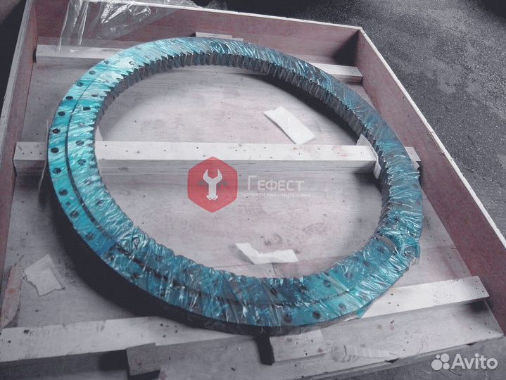 Опорно-поворотный круг Volvo EC140LCM 14520561