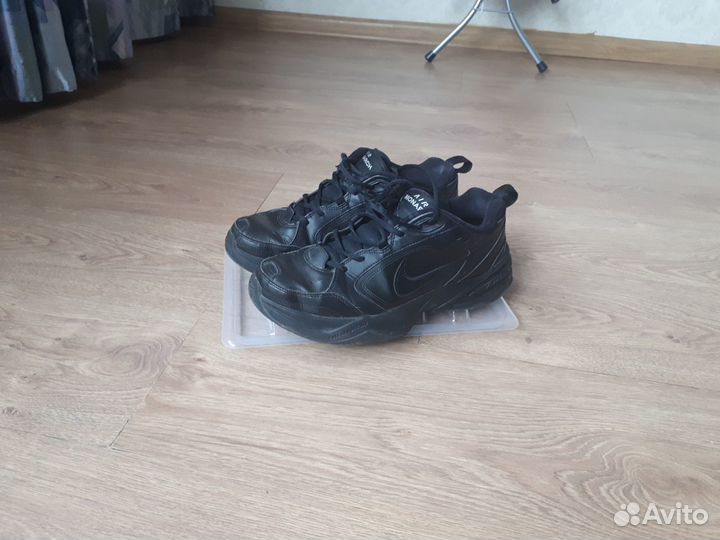 Nike air monarch outlet 44