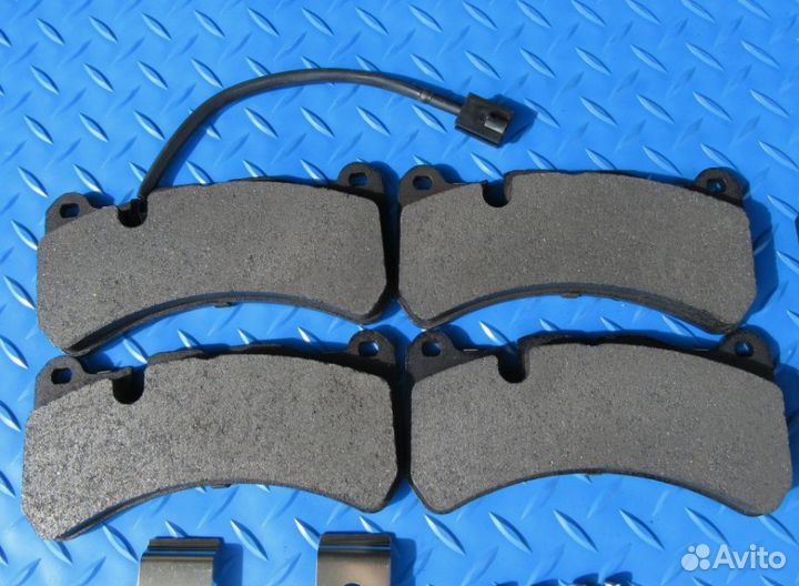 Колодки тормозные задние Maserati 980156007