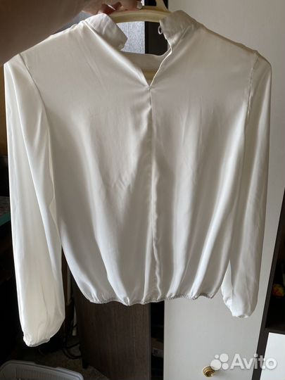 Блузка женская белая 42 44