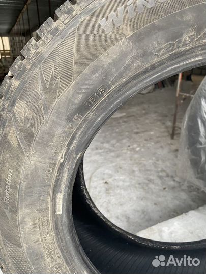 Hankook Winter I'Pike RS2 W429 215/60 R16