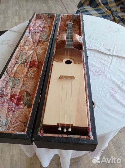 Чеченский национальной инструмент (дечиг пондар)