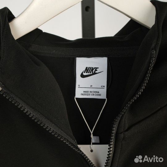 Зипка Nike Tech Fleece чёрная