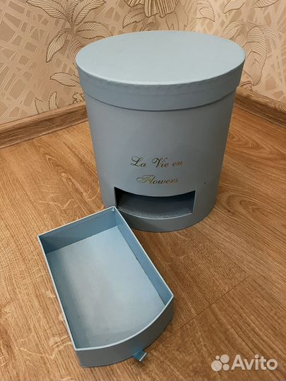 Коробка подарочная