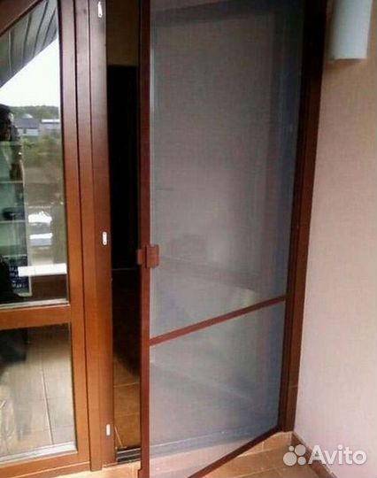 Москитные сетки на дверь