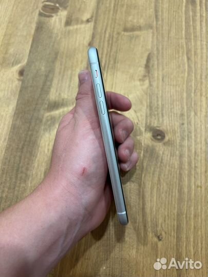 iPhone Xr, 128 ГБ