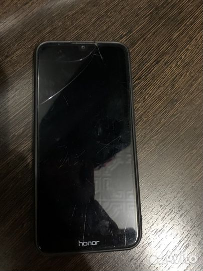 Телефон Honor 8а