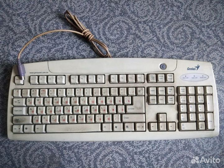 Клавиатуры 4 шт