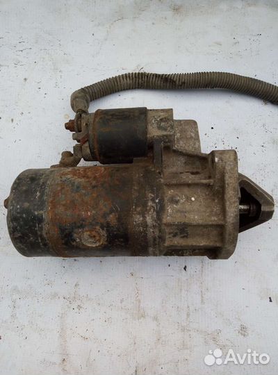 Nissan trade стартер