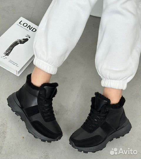 Кроссовки зимние