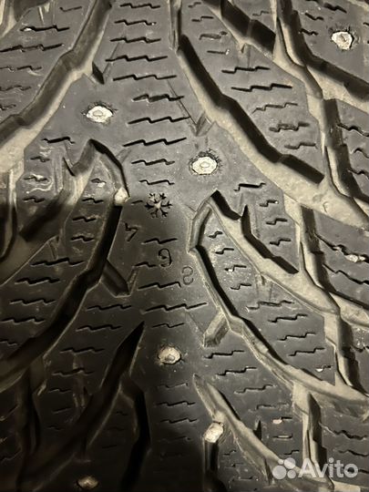 Nokian Tyres Hakkapeliitta 9 SUV 235/50 R18 101T