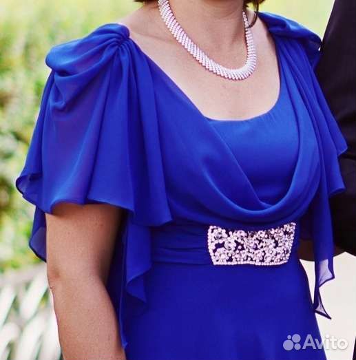 Платье праздничное