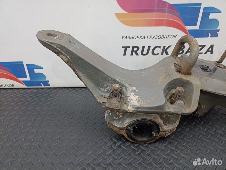 20704075 Кронштейн пневморессоры левый