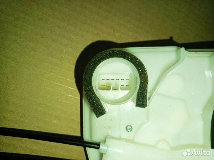 Замок задней правой двери Митсубиси ASX