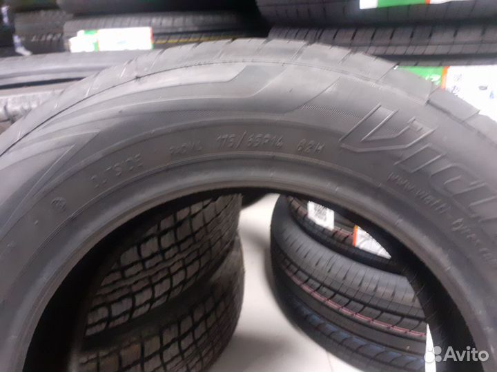 Viatti Strada Asimmetrico V-130 175/65 R14 82H